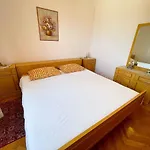 Apartment In 43361 Jadranovo