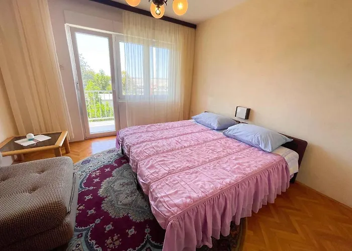 In 43361 Lejlighed Jadranovo